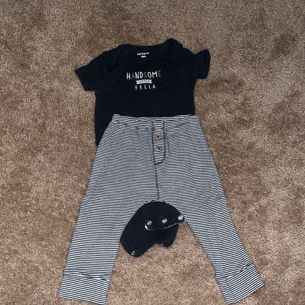 9 month matching carters outfit